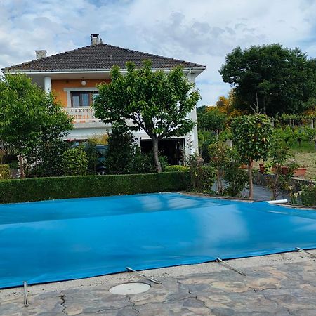 Villa Con Piscina En Panton Ribeira Sacra Galicia Ideal Para Familias Εξωτερικό φωτογραφία