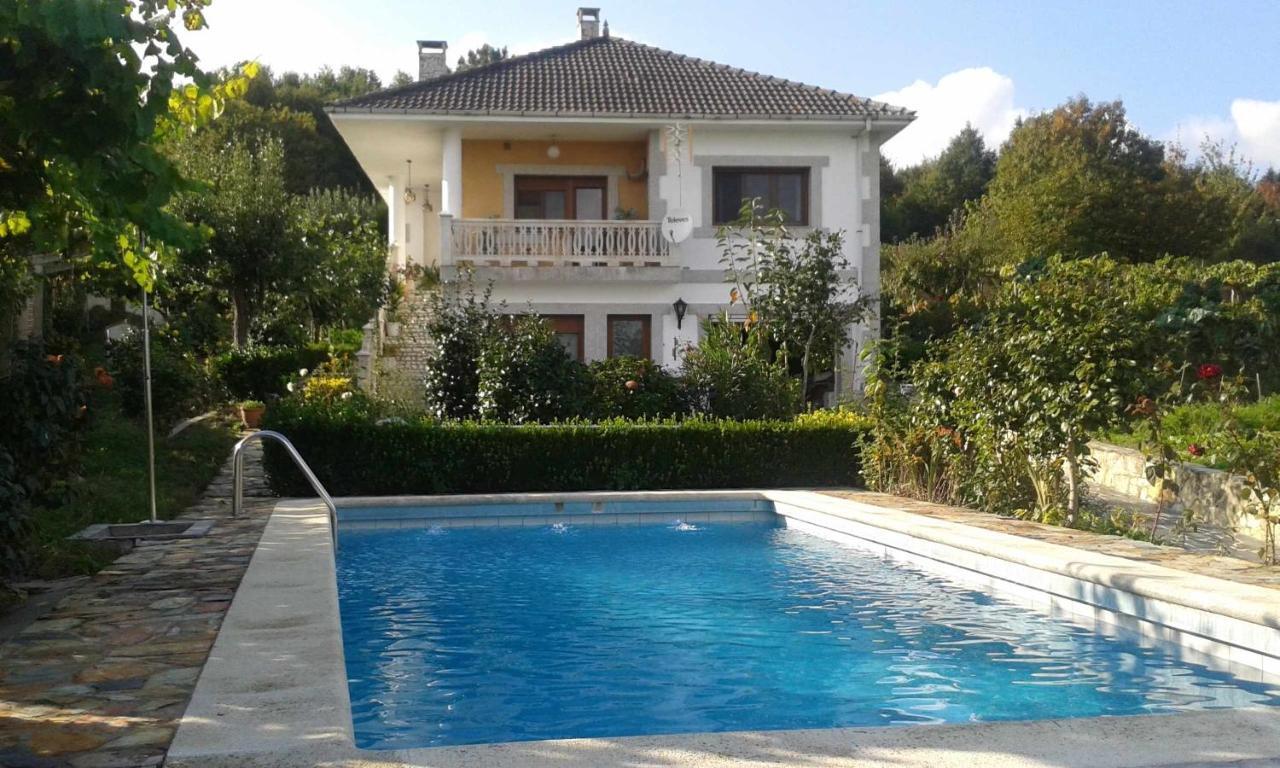 Villa Con Piscina En Panton Ribeira Sacra Galicia Ideal Para Familias Εξωτερικό φωτογραφία