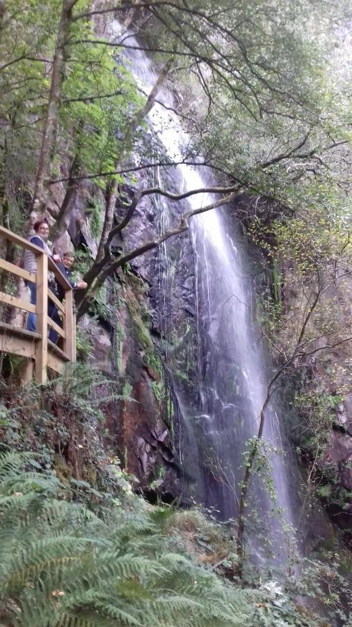 Villa Con Piscina En Panton Ribeira Sacra Galicia Ideal Para Familias Εξωτερικό φωτογραφία